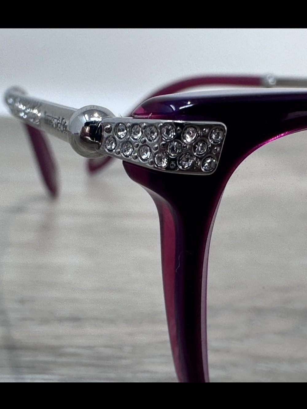 Tiffany & Co Eyeglass Frames Crystal detail 52-16-140 Burgundy Frames Only